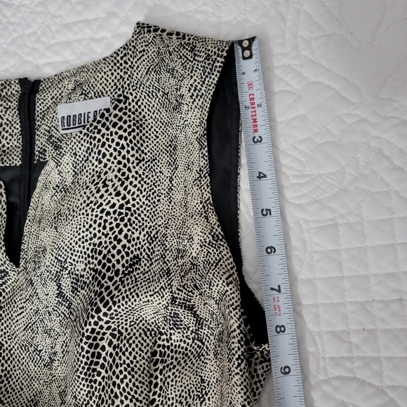 Robbie Bee Womens 100% Silk Snake Print Sleeveless Sheath Dress Size 6 - Picture 8 of 13